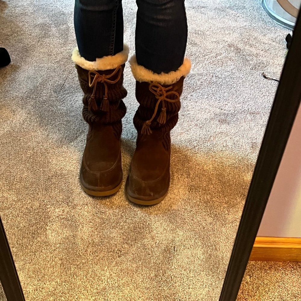 Size 5 Childrens Brown Furry UGG Boots